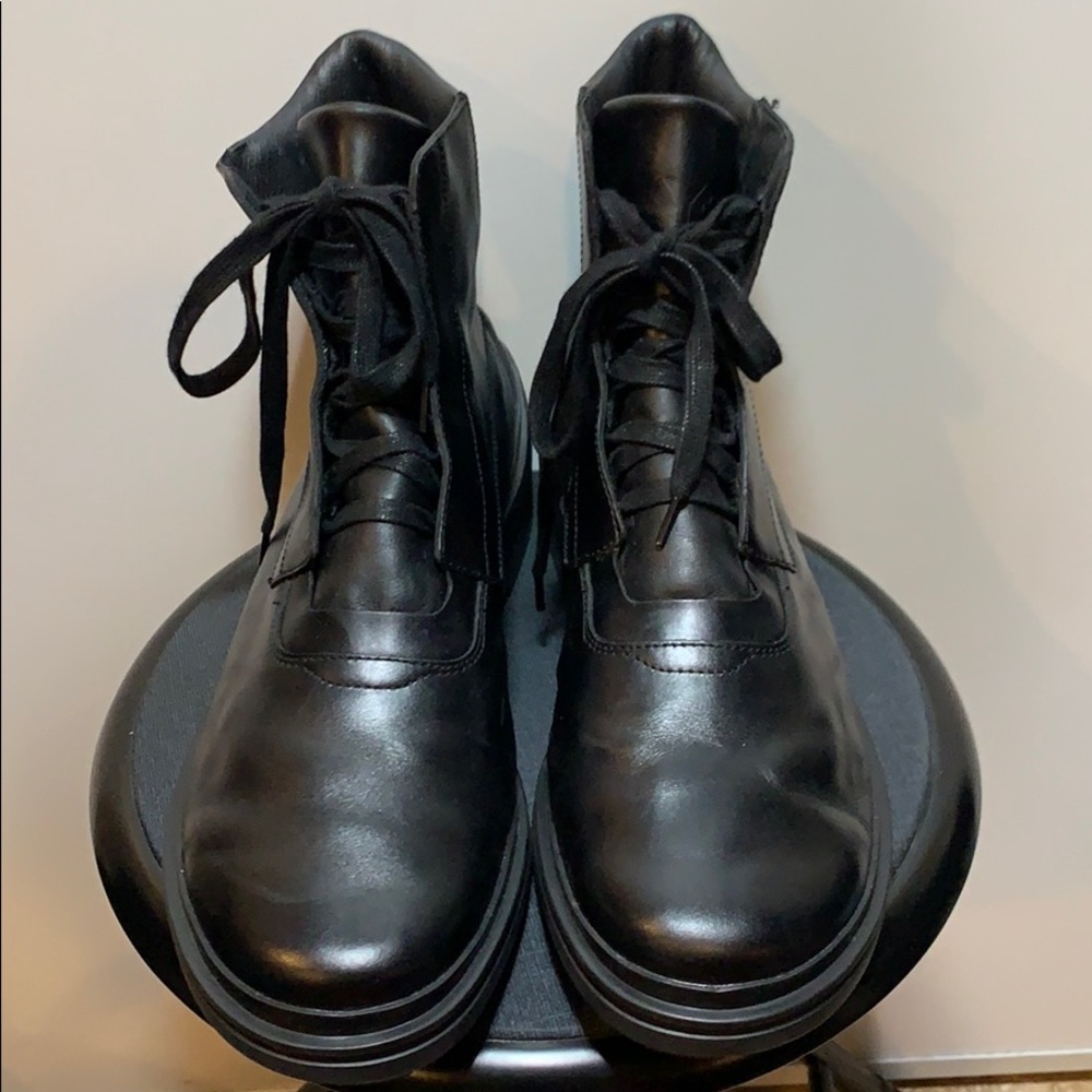 Y-3 Fall/Winter 2009 Black Boots by Youji Yamamoto